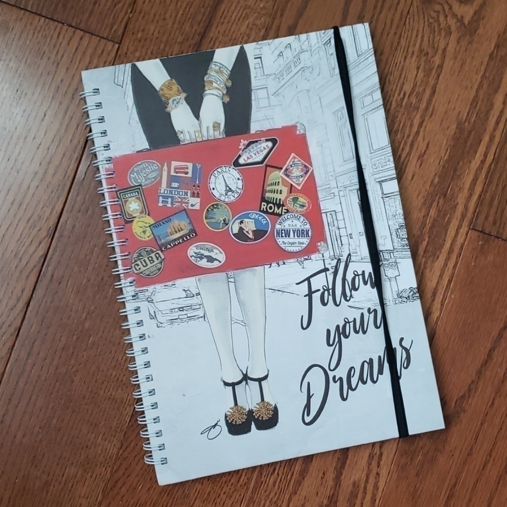 𝅺follow your dream journal. NWOT